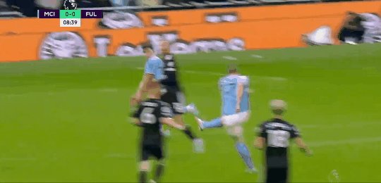 开云-【英超】哈兰德点射绝杀 10人曼城2比1富勒姆