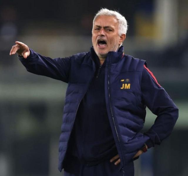 开云体育下载-穆里尼奥：总是很满意扎尼奥洛 现在对德比没兴趣